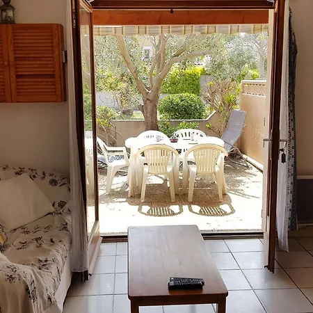 Βίλα Pavillon 2 Pieces Avec Mezzanine, Animaux Et Parking, Proche - Fr-1-409-95 Narbonne-Plage