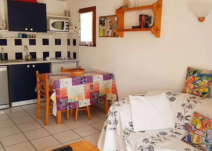 Pavillon 2 Pieces Avec Mezzanine, Animaux Et Parking, Proche - Fr-1-409-95 נרבון-פלאז'